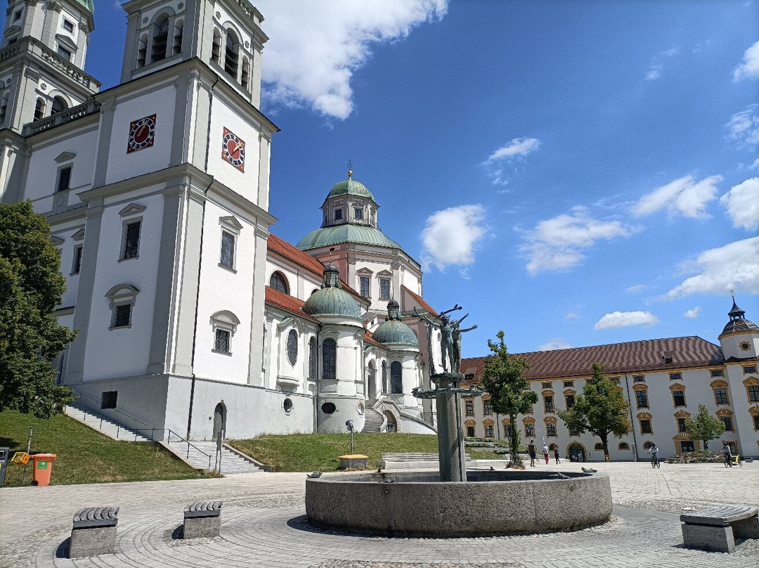Basilika St. Lorenz-肯普滕必去景点