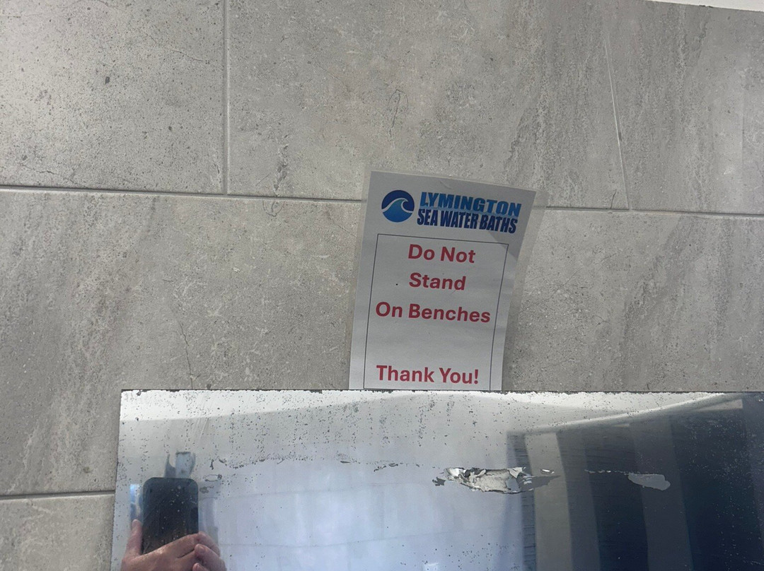Lymington Sea Water Baths-利明顿必去景点
