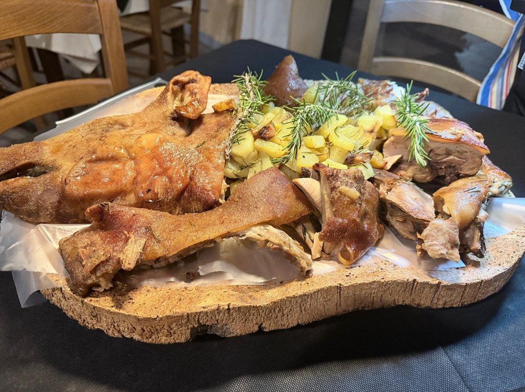 San Teodoro餐馆和美食-La Mesenda - Ristorante Pizzeria