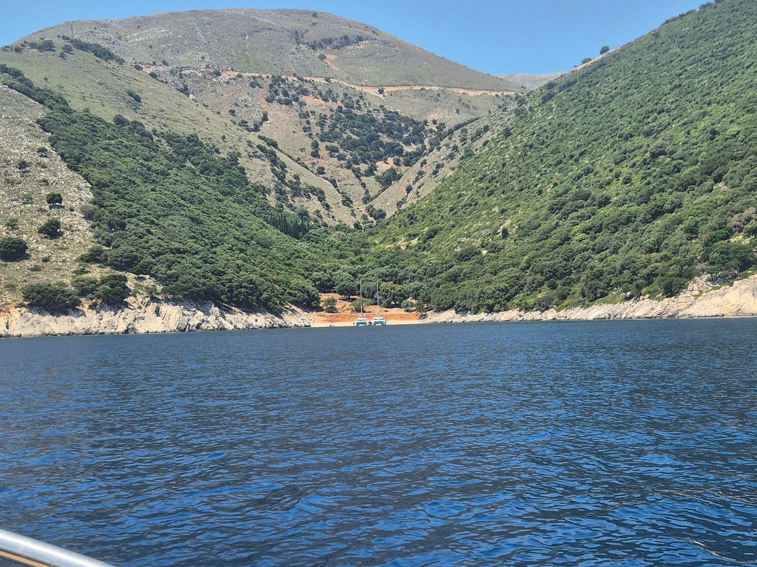 Captain You Kefalonia-Karavomylos必去景点