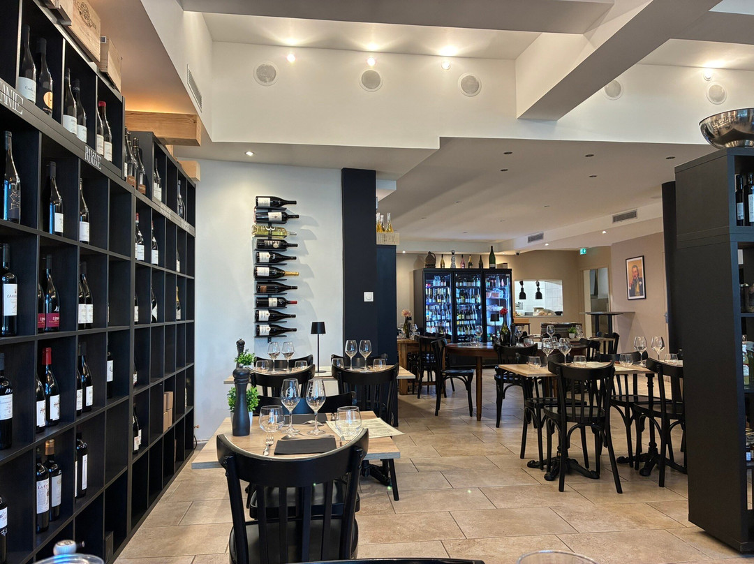 Les Domaines Qui Montent Arles