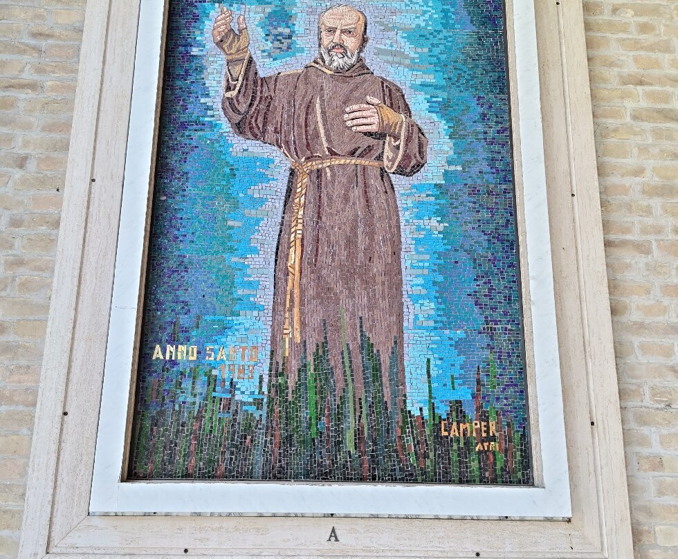 Chiesa di Sant'Agnese-Pineto必去景点