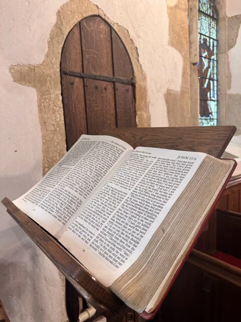 St Peter's Church-Hever必去景点