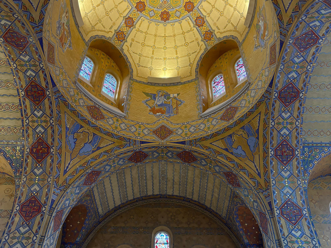Nécropole Nationale Française de Notre-Dame de Lorette-Ablain-Saint-Nazaire必去景点