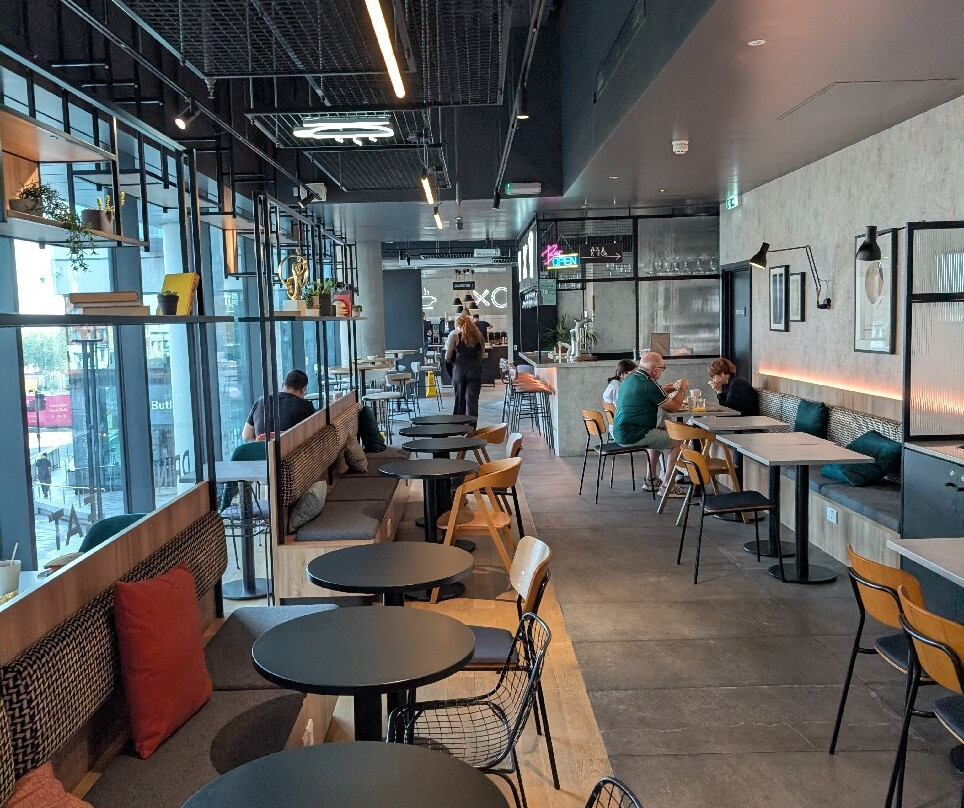 宜必思伦敦萨顿区酒店主图