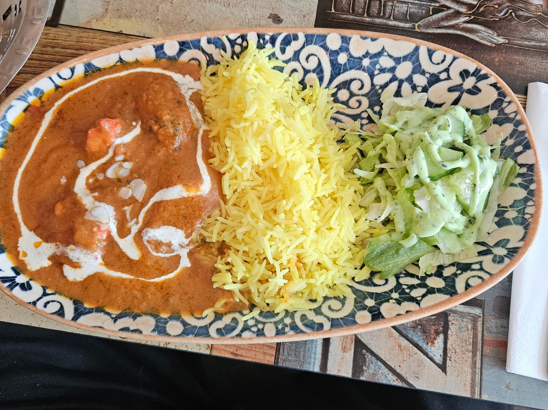 Royal Indian Restaurant & Bar
