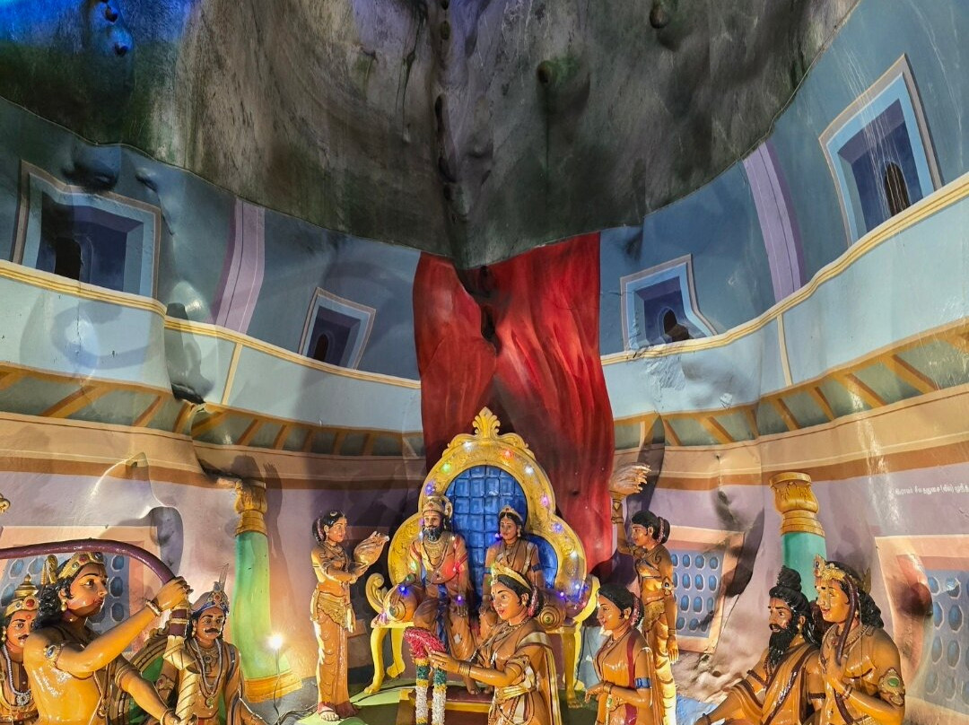 Ramayana Cave-黑风洞必去景点