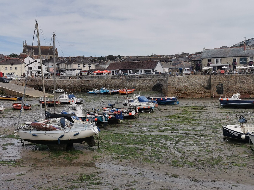 Porthleven Harbour-Porthleven必去景点