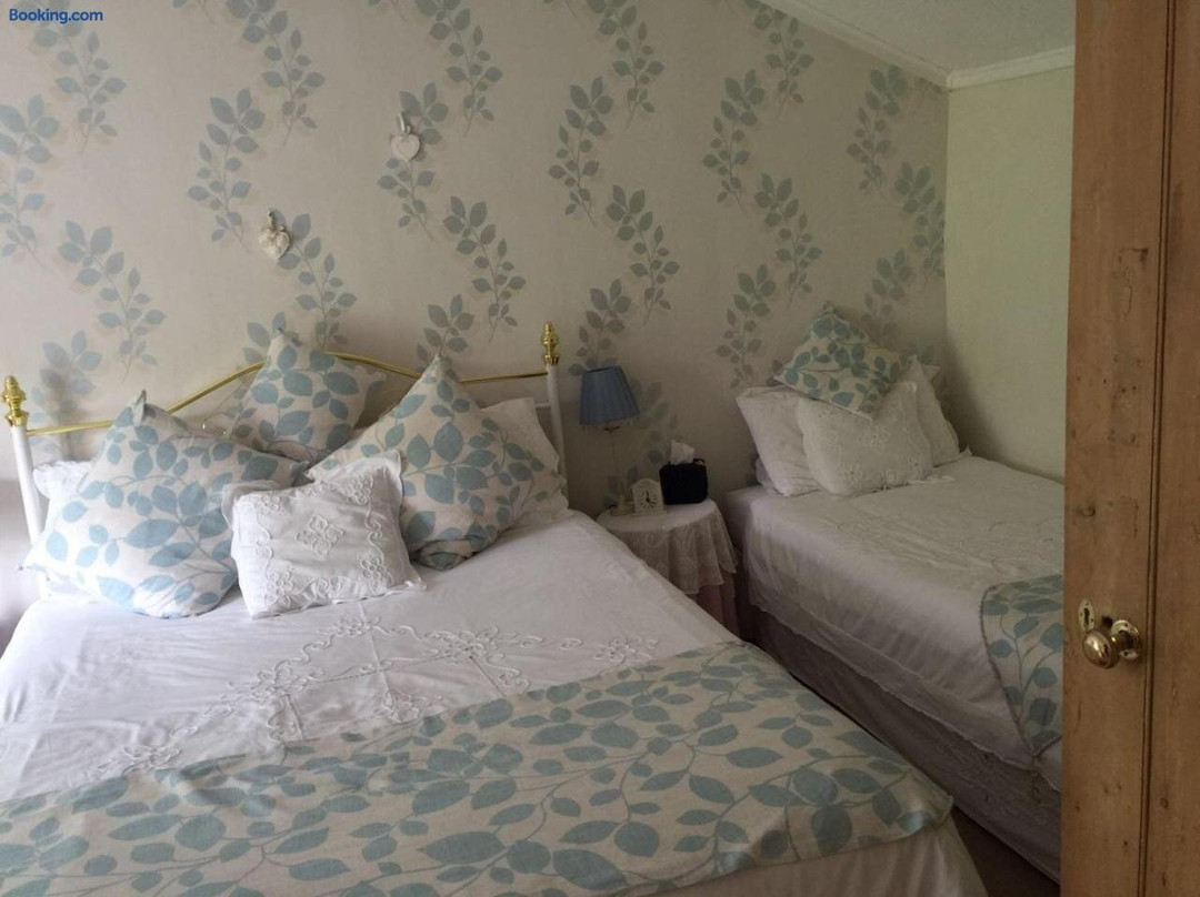 Ciliau Aeron酒店住宿-Parc Farm B & B