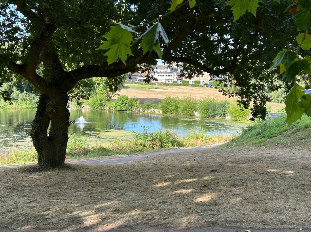 St. Pierre Golf & Country Club-切普斯托必去景点
