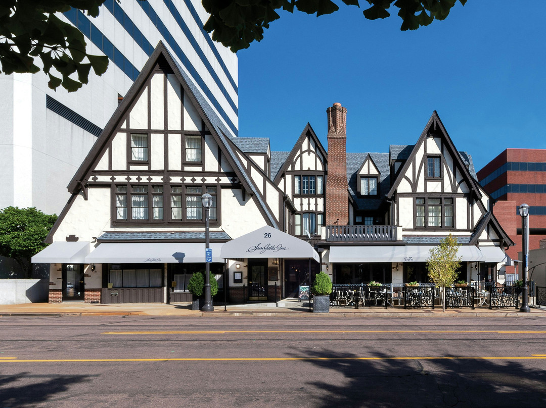 克莱顿酒店住宿-Seven Gables Inn, St. Louis West, a Tribute Portfolio Hotel