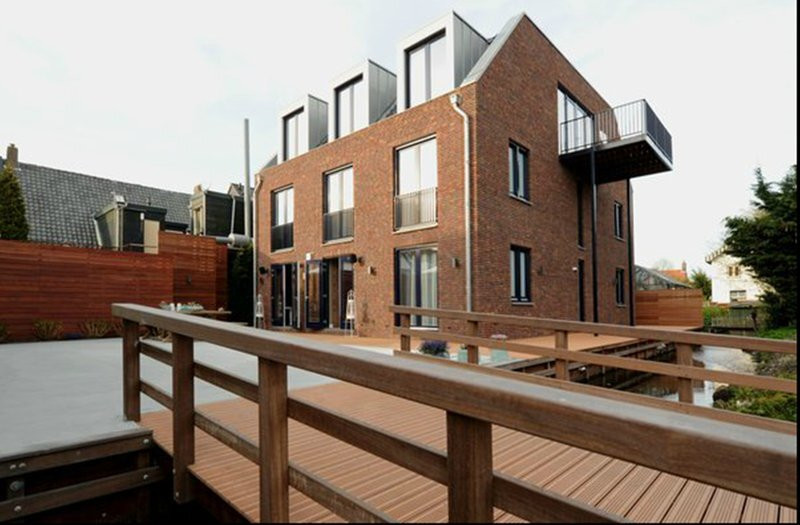Uithoorn酒店住宿-Blue Mansion Hotel