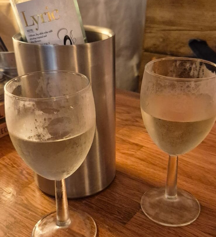 金色的羊毛酒店主图