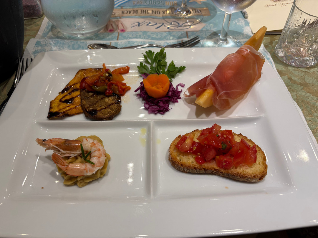 浮图内拉酒店主图