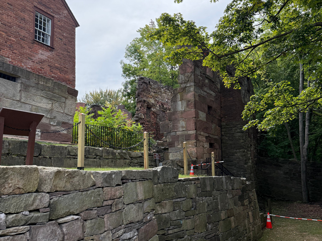 Old New Gate Prison & Copper Mine-East Granby必去景点