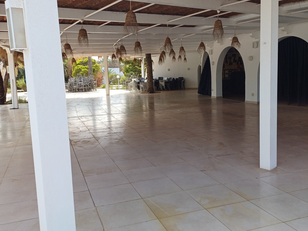 杰尔巴广场海水浴 SPA 酒店主图