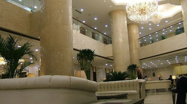 滨苑大酒店主图