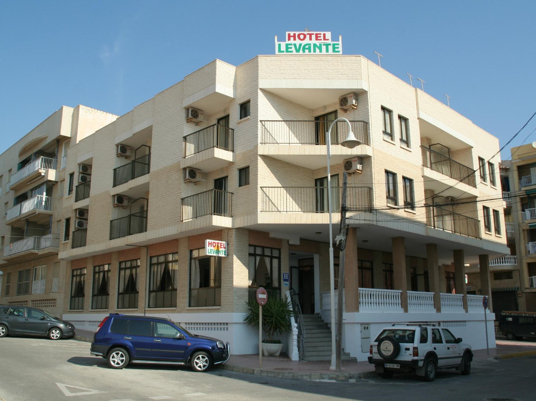 瓜尔达马尔德尔塞古拉酒店住宿-Hotel Levante