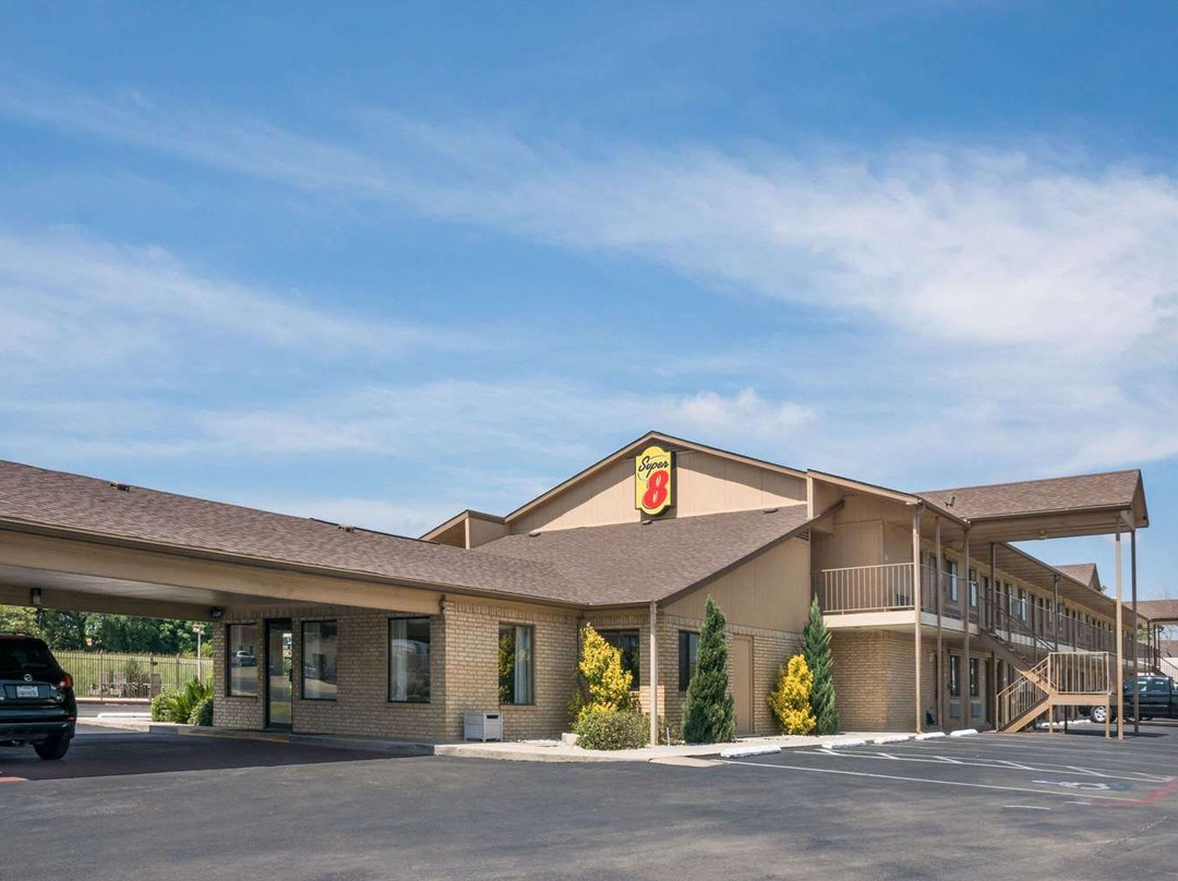 Briggs酒店住宿-Super 8 by Wyndham Copperas Cove