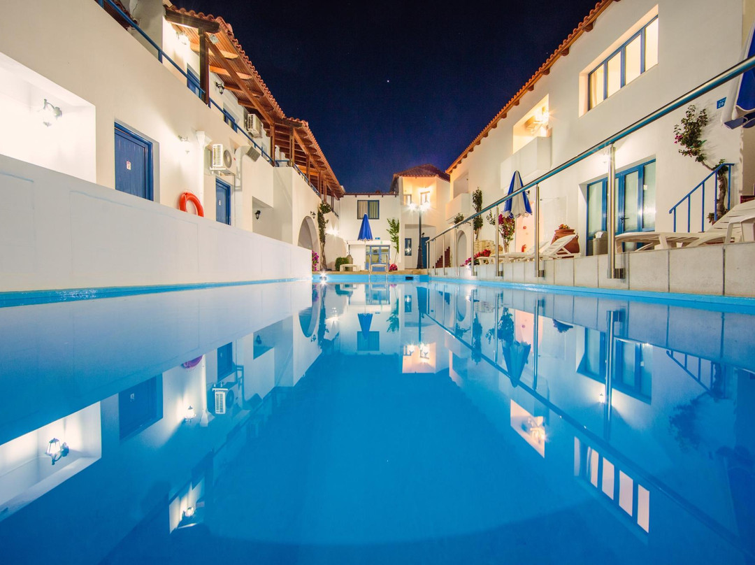 帕诺尔莫斯酒店住宿-Hotel Iliana Panormos