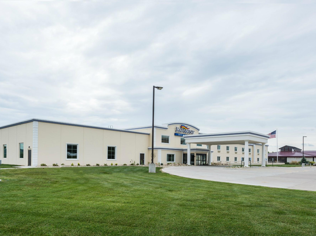 Maquoketa酒店住宿-Off Shore Inn & Suites