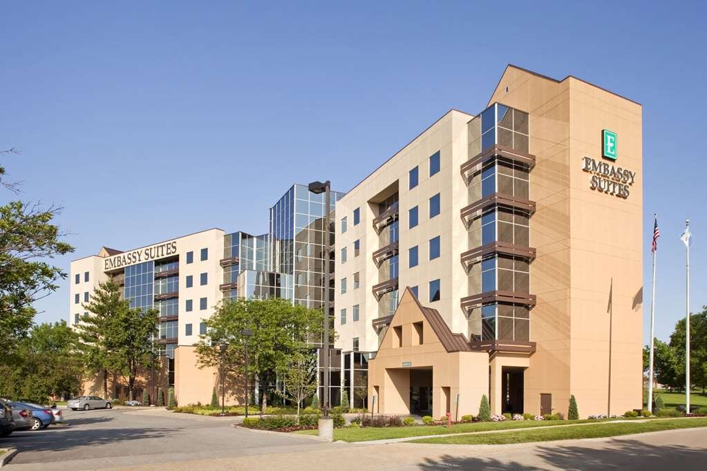 Embassy Suites by Hilton St. Louis Airport-官方