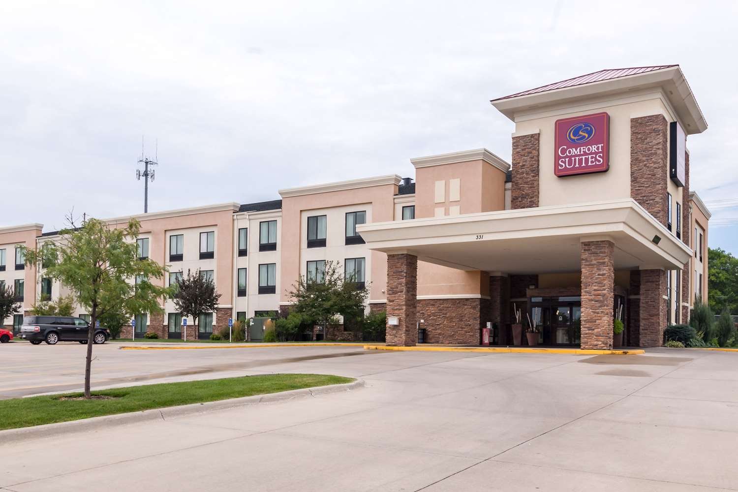 Comfort Suites East-官方