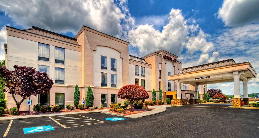 Hampton Inn Greensburg-官方