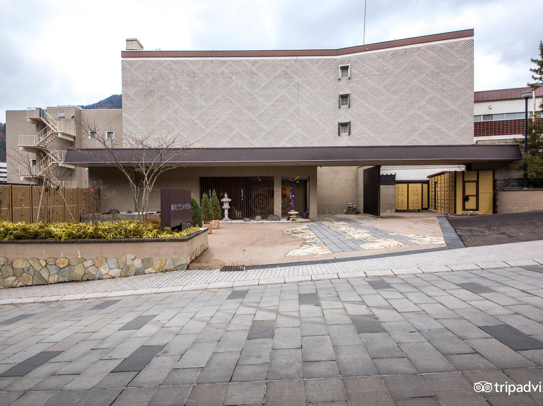 章月格兰德酒店主图