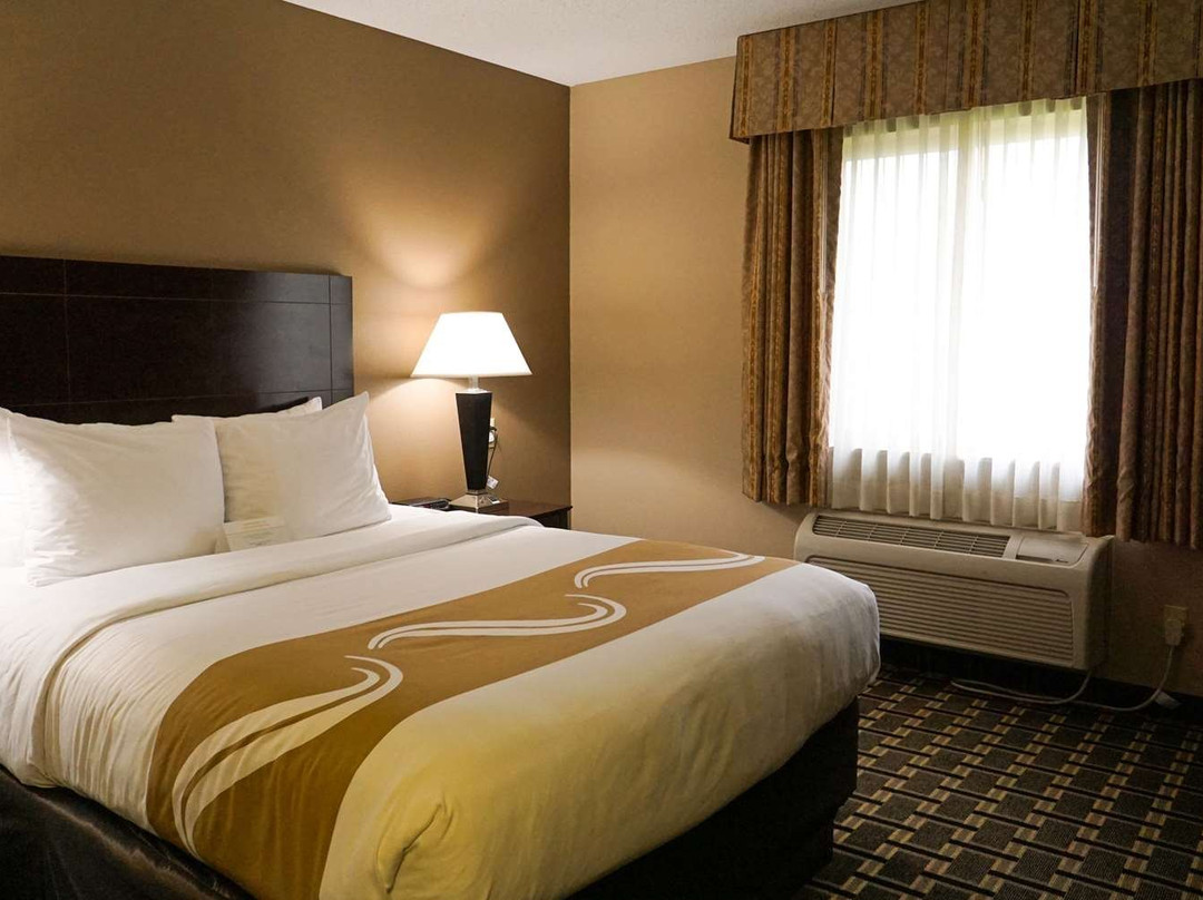 Quality Inn & Suites主图