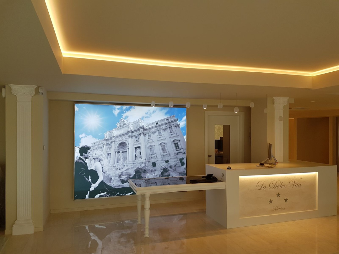 La Dolce Vita Hotel