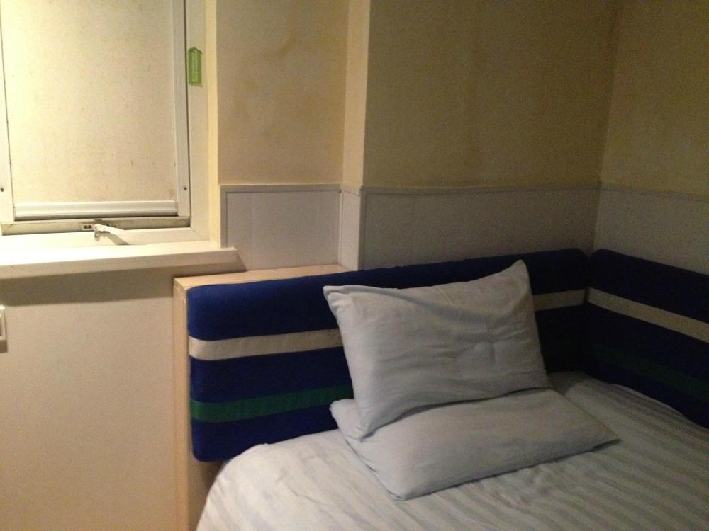 广州汉庭海友客栈荔湾彩虹桥店-客卧