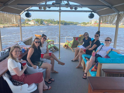 Royal Tiki Charters-美特尔海滩必去景点