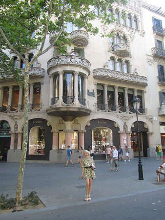 Casa Sayrach-巴塞罗那必去景点