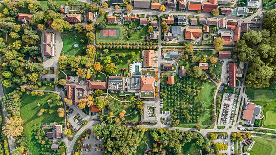 Wald & Schlosshotel Friedrichsruhe主图