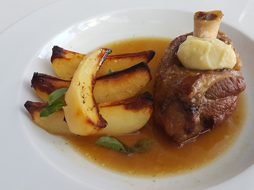 Georges Mediterranean Bar and Grill