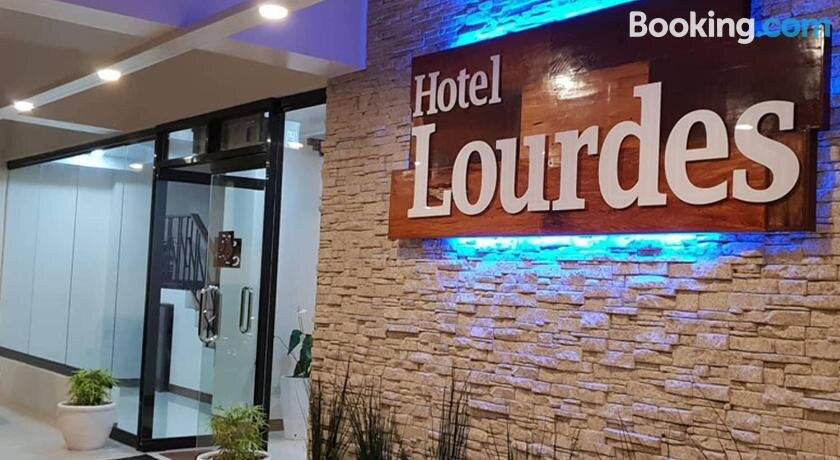 Hotel Lourdes主图