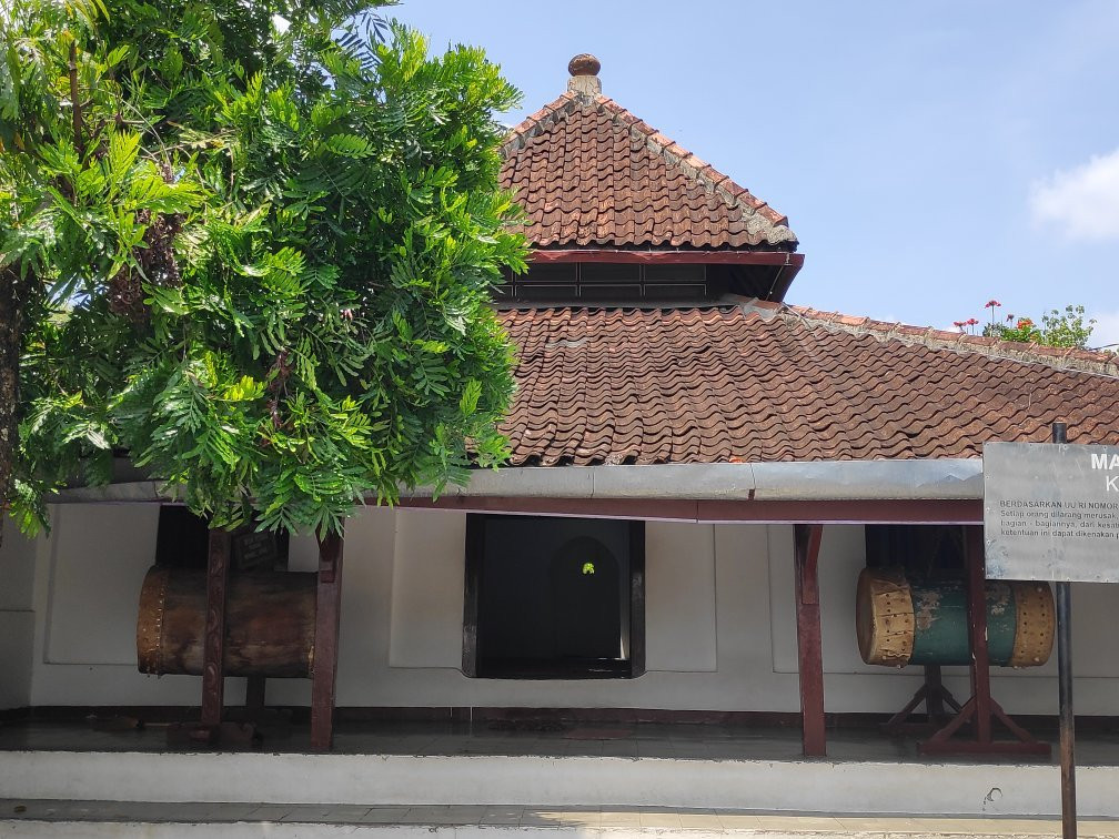 Sunan Bayat Ki Ageng Pandanaran Cemetery