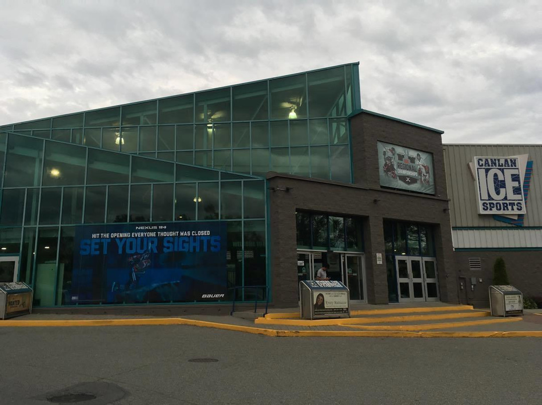 Canlan Ice Sports - Burnaby 8 Rinks