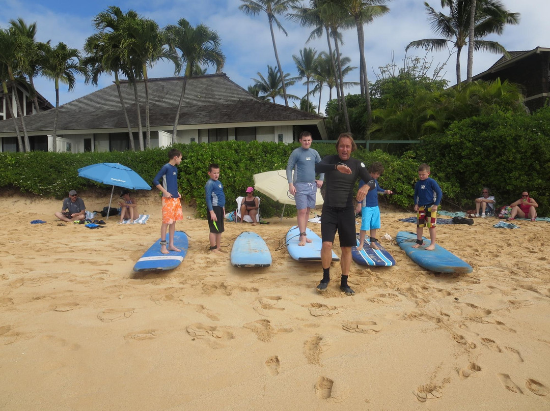 Blue Seas Surfing School景点图片