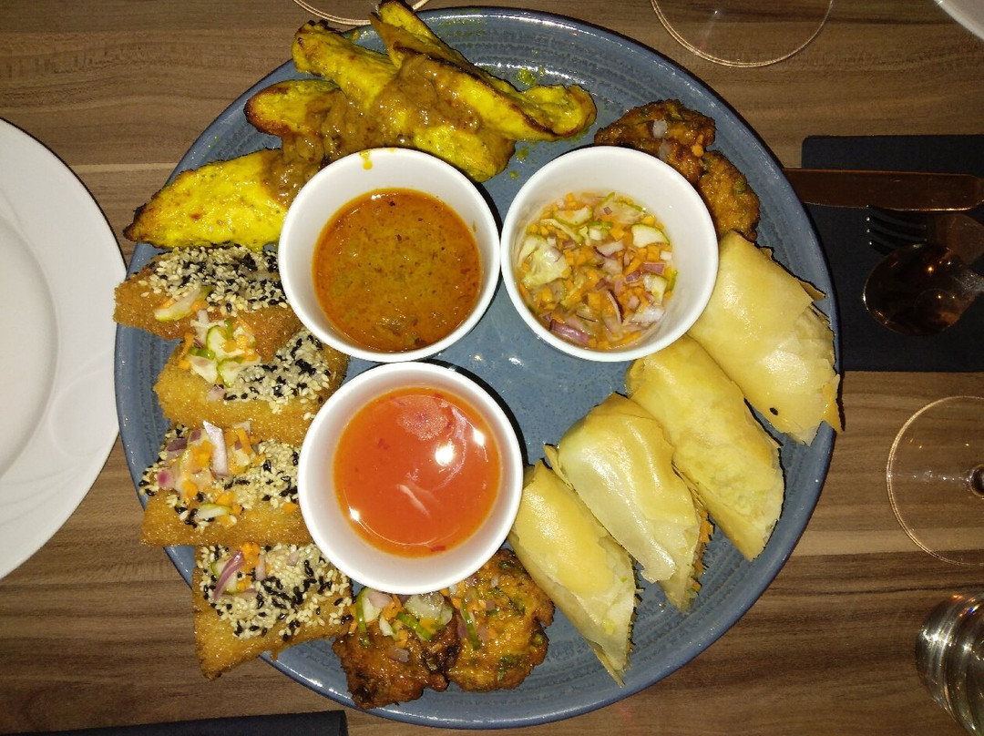 Suree' s Kitchen Thai Restaurant