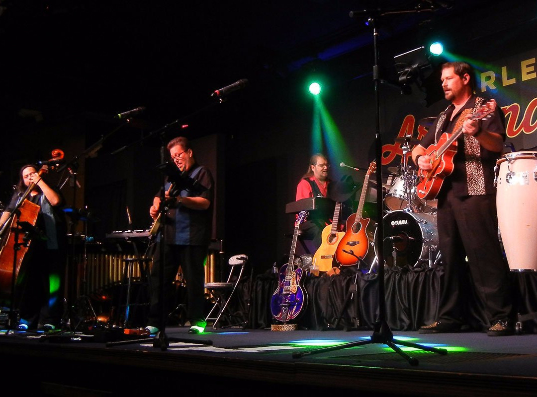 Apache Junction旅游景点-Barleens Dinner Show