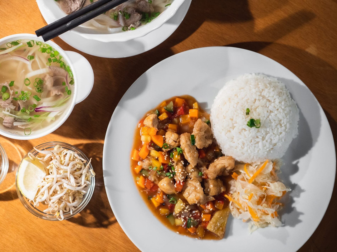 Cafe-Pub Nyachang