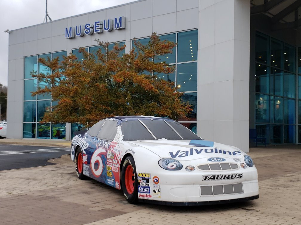 Mark Martin Museum-Batesville必去景点