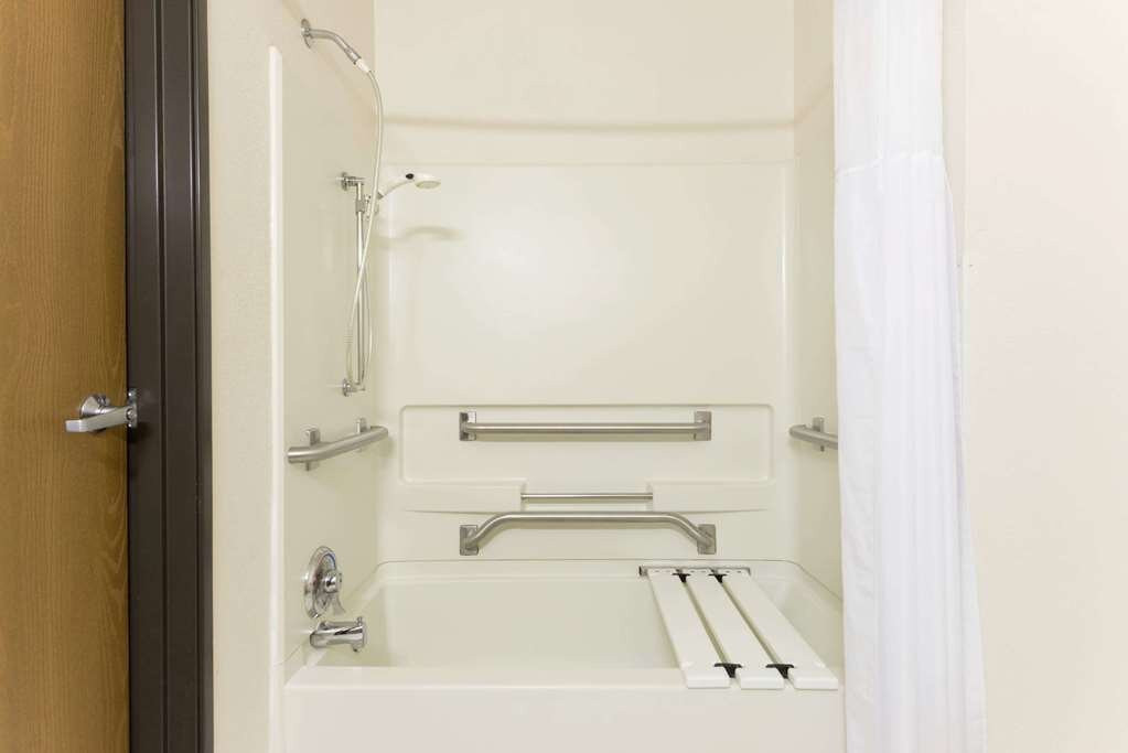 Super 8 by Wyndham Warrenton主图