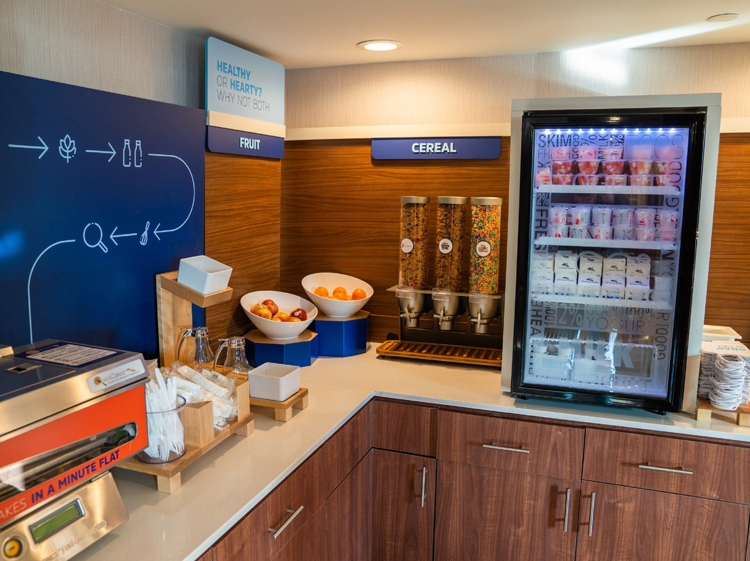 Holiday Inn Express Queens - Maspeth By IHG主图