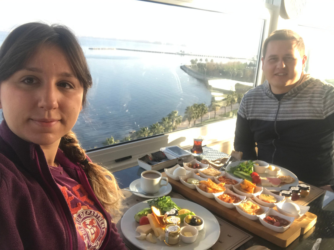 Wellborn Luxury Hotel主图