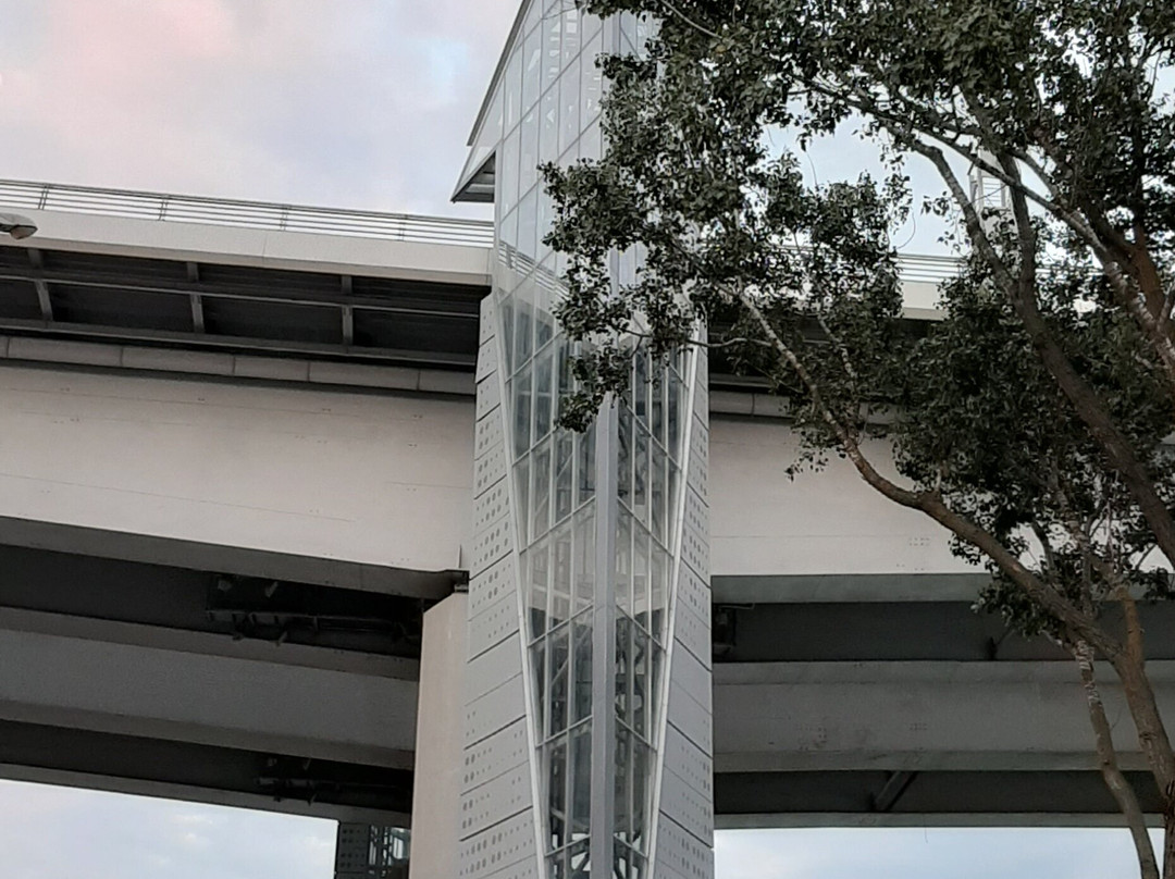 Voroshilovskiy Bridge景点图片