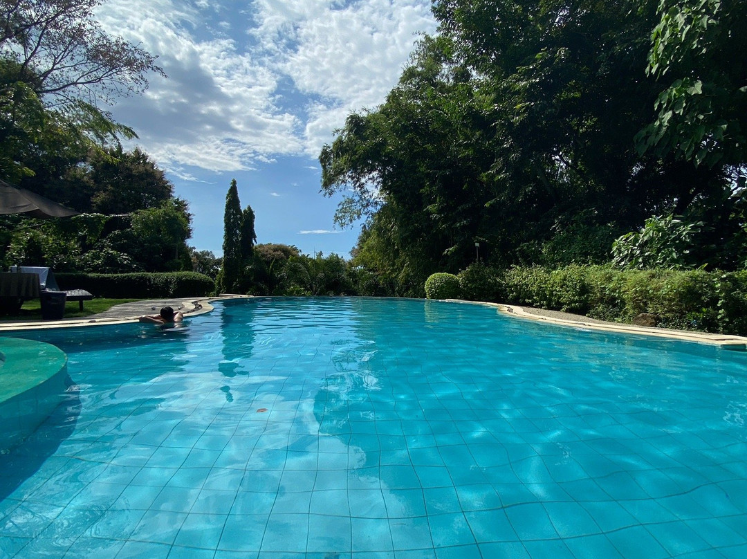 班布别墅度假村酒店主图