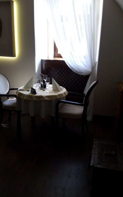 Chateau Appony主图